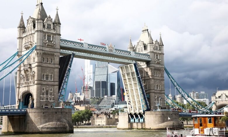 How to visit Leonardo Royal Hotel London Tower Bridge